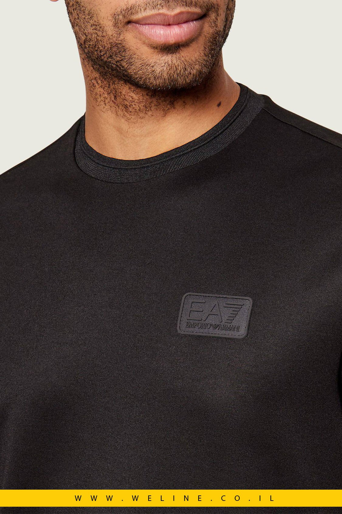 חולצת טי גברים EA7 Regular Fit – צבע שחור - WELINE.CO.IL