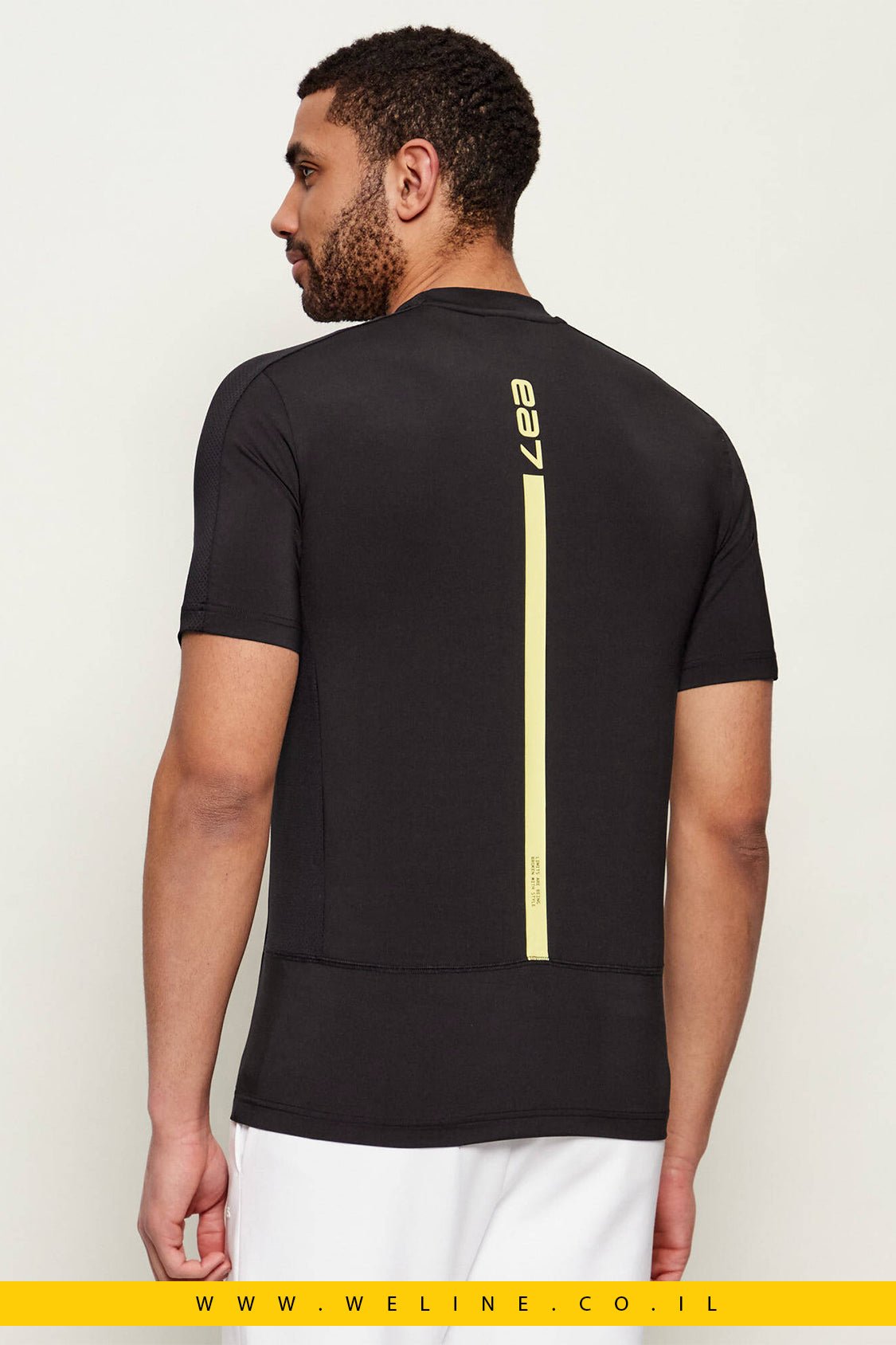 חולצת טי לגברים מבית EA7 בגזרת Slim Fit - WELINE.CO.IL