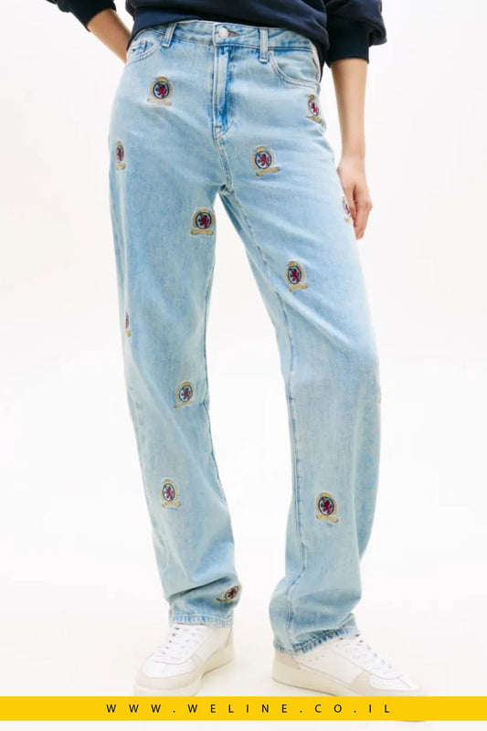 ג’ינס נשים Embroidery Mid Rise Slim Straight Leg – Tommy Jeans | צבע Denim Light - WELINE.CO.IL