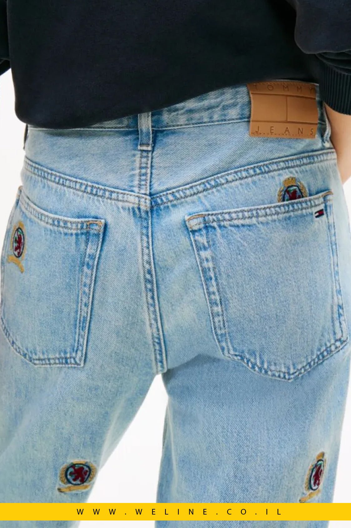 ג’ינס נשים Embroidery Mid Rise Slim Straight Leg – Tommy Jeans | צבע Denim Light - WELINE.CO.IL