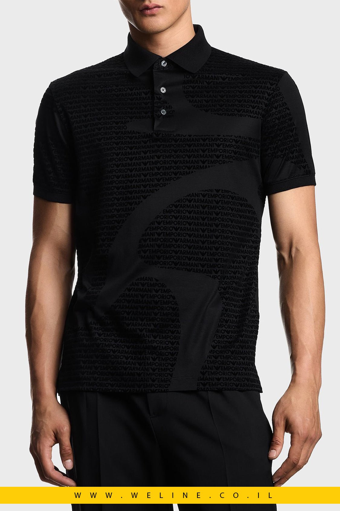 חולצת פולו גברים Emporio Armani All-Over Logo Regular Fit Polo Shirt – צבע שחור - WELINE.CO.IL