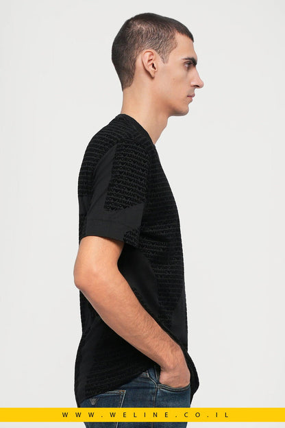 טי שירט Emporio Armani עם הדפס – Loose Fit Black Fancy - WELINE.CO.IL