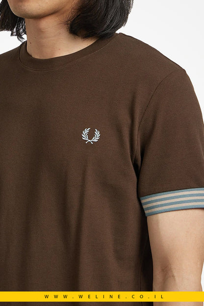 טי שירט Fred Perry Striped Cuff צבע: Burnt Tobacco - WELINE.CO.IL