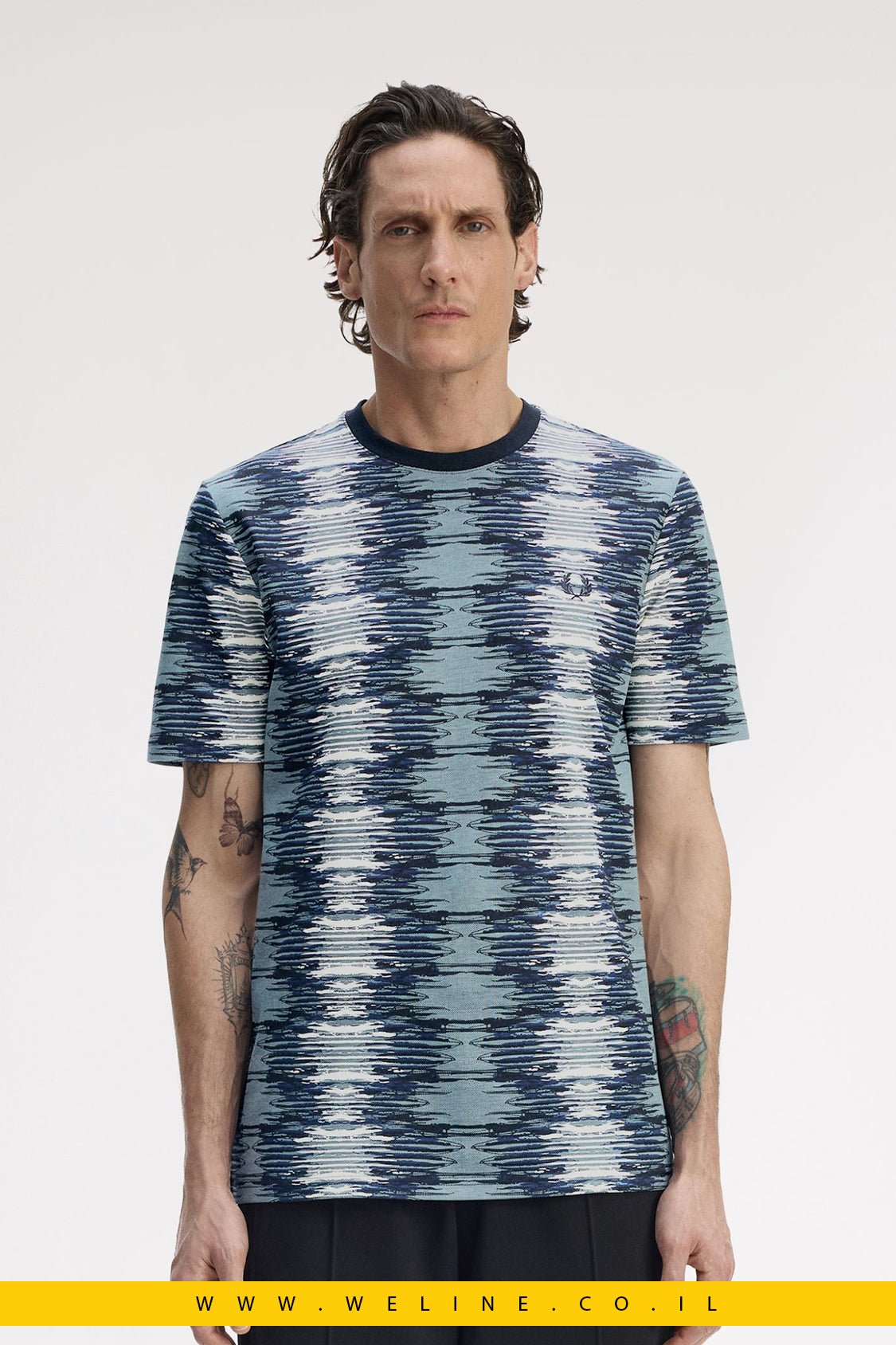 חולצת טי fredperry גברים Soundwave Glitch – צבע Stockport Blue | הדפס דיגיטלי - WELINE.CO.IL