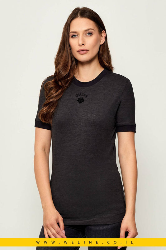 חולצת טי נשים Guess MINI ROSE Slim Fit – צבע שחור - WELINE.CO.IL