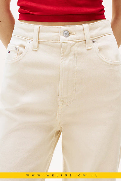 כותרת ג’ינס נשים High Rise Slim Straight Leg – Tommy Jeans | צבע Desert Sand Dune - WELINE.CO.IL