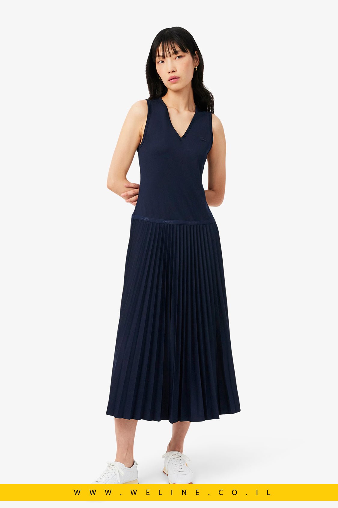 שמלת מקסי נשים Lacoste Pleated Sleeveless – צבע כחול כהה (Midnight Blue) - WELINE.CO.IL