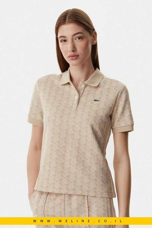 חולצת פולו נשים Lacoste Slim Fit – צבע בז' בהיר (Lionne/Flour 8GI) - WELINE.CO.IL