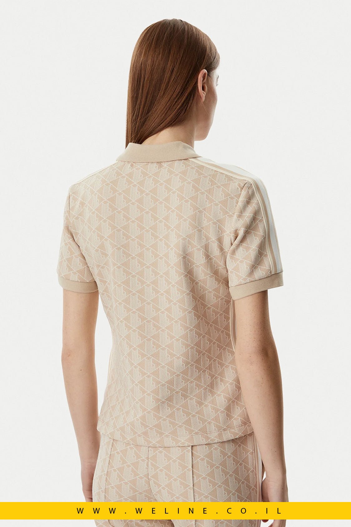 חולצת פולו נשים Lacoste Slim Fit – צבע בז' בהיר (Lionne/Flour 8GI) - WELINE.CO.IL