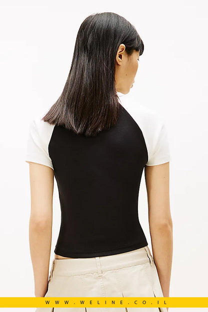 טי - שירט נשים Logo Slim עם שרוולי Raglan לבן/שחור - WELINE.CO.IL
