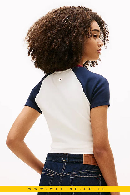 טי - שירט נשים Logo Slim עם שרוולי Raglan - WELINE.CO.IL