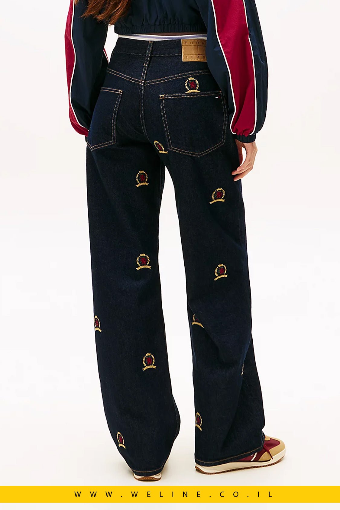 כותרת ג’ינס נשים Mia Crest Embroidery Relaxed Straight Leg – Tommy Jeans - WELINE.CO.IL