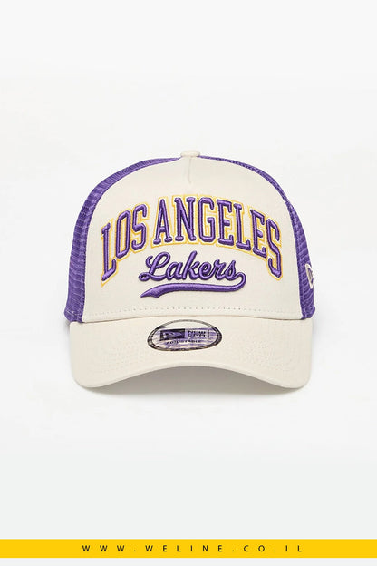 כובע רשת New Era Los Angeles Lakers NBA Script 9FORTY E - Frame Trucker – קרם/בז׳ | Snapback מתכוונן - WELINE.CO.IL