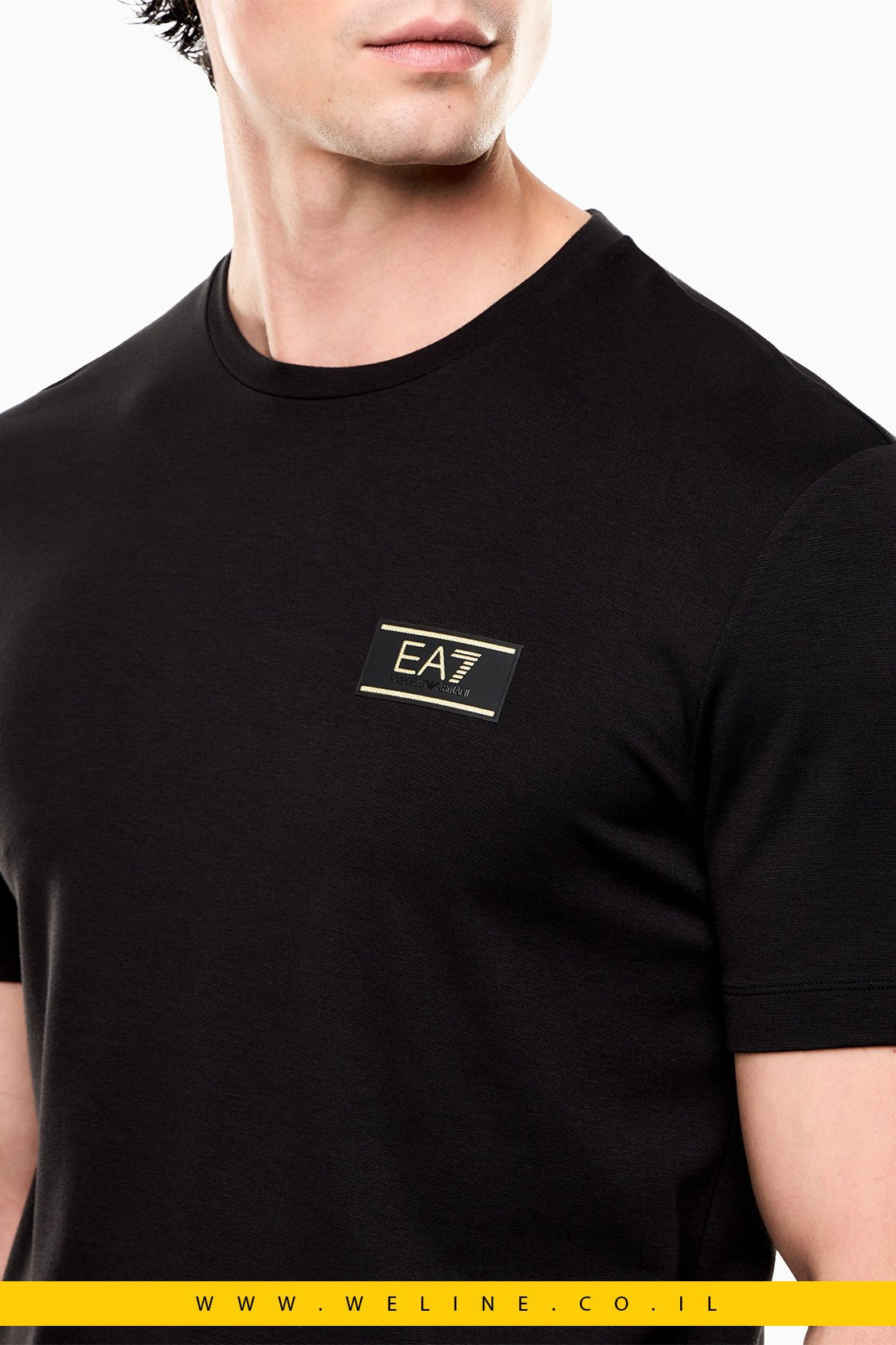 Premium Label Stretch Viscose - Blend Crew - Neck T-Shirt EA7 – צבע שחור חולצת טי איכותית בגזרת Regular Fit בעיצוב קלאסי עם צווארון עגול - WELINE.CO.IL