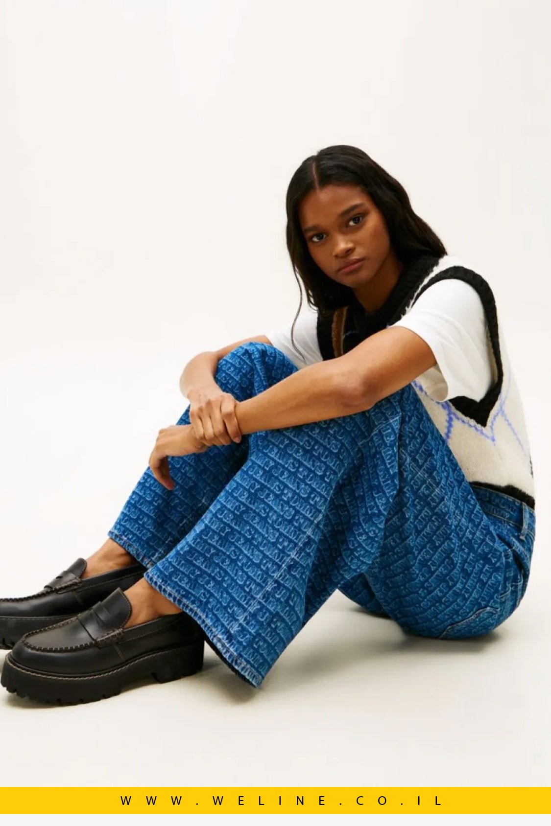 ג’ינס נשים Spell - Out Mid Rise Loose – Tommy Jeans - WELINE.CO.IL