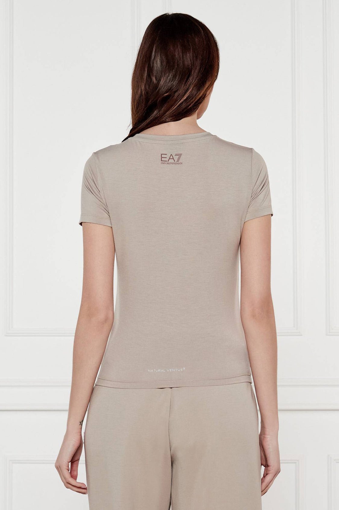 חולצת T צמודה Slim Fit מבית EA7 - WELINE.CO.IL