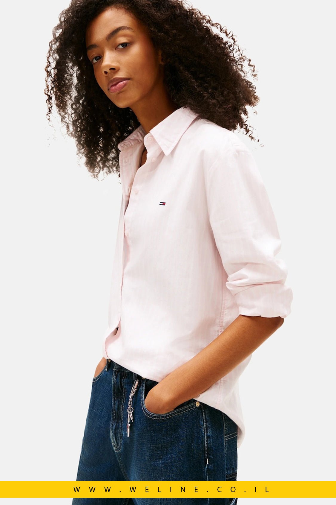 חולצת פסים כפתורים לנשים רוד אלגנטי מבית Tommy Hilfiger - WELINE.CO.IL