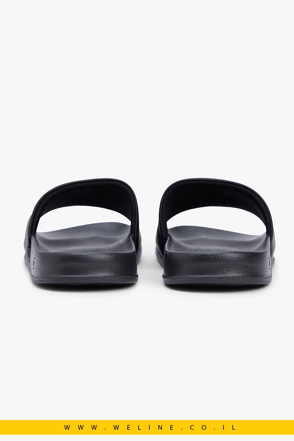 כפכפי גברים Tommy Hilfiger Crest Appliqué Pool Slides – צבע שחור - WELINE.CO.IL
