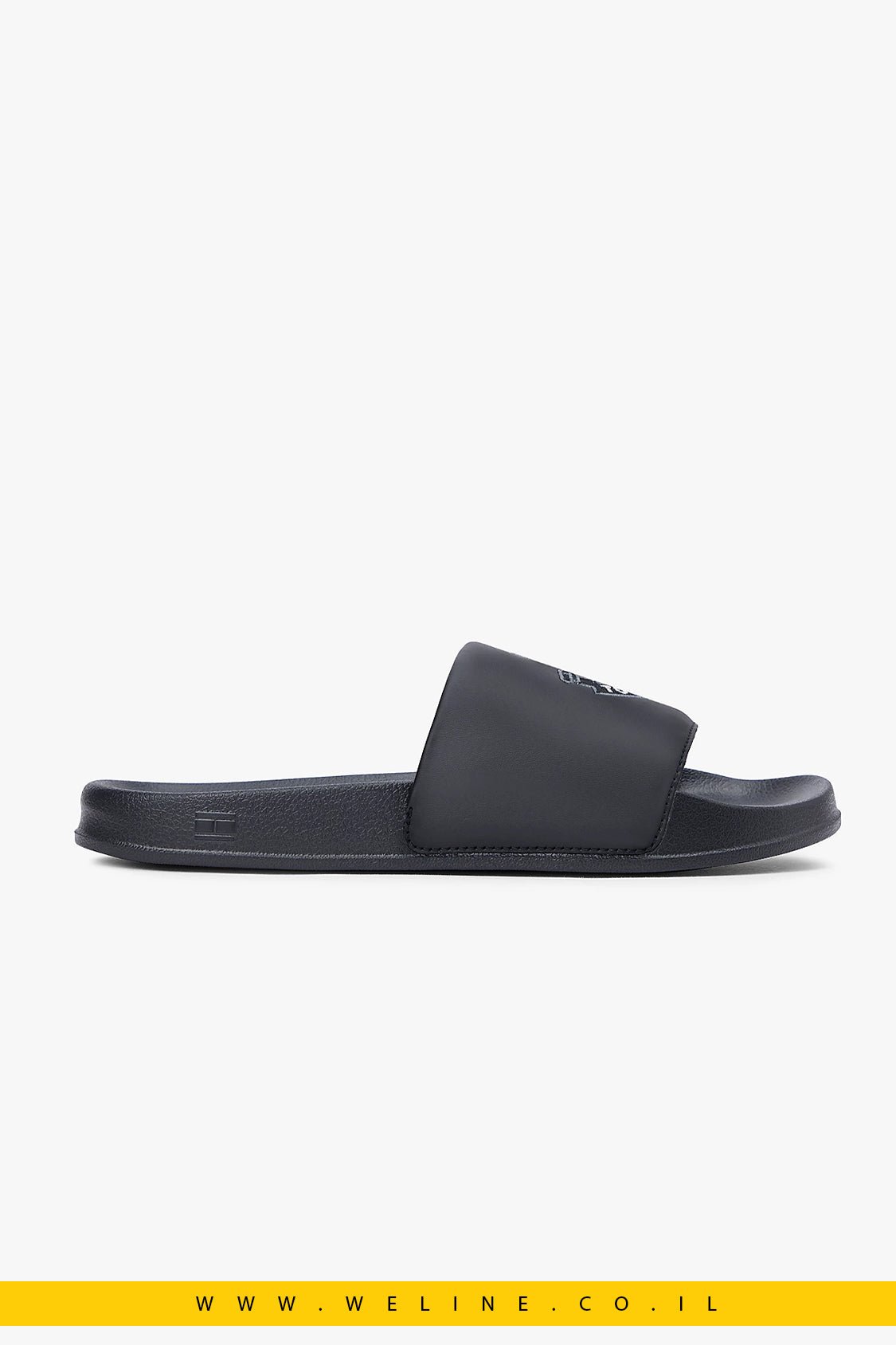 כפכפי גברים Tommy Hilfiger Crest Appliqué Pool Slides – צבע שחור - WELINE.CO.IL