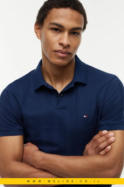 חולצת פולו Tommy Hilfiger Regular Fit עם טקסטורה בגוון אחיד - WELINE.CO.IL