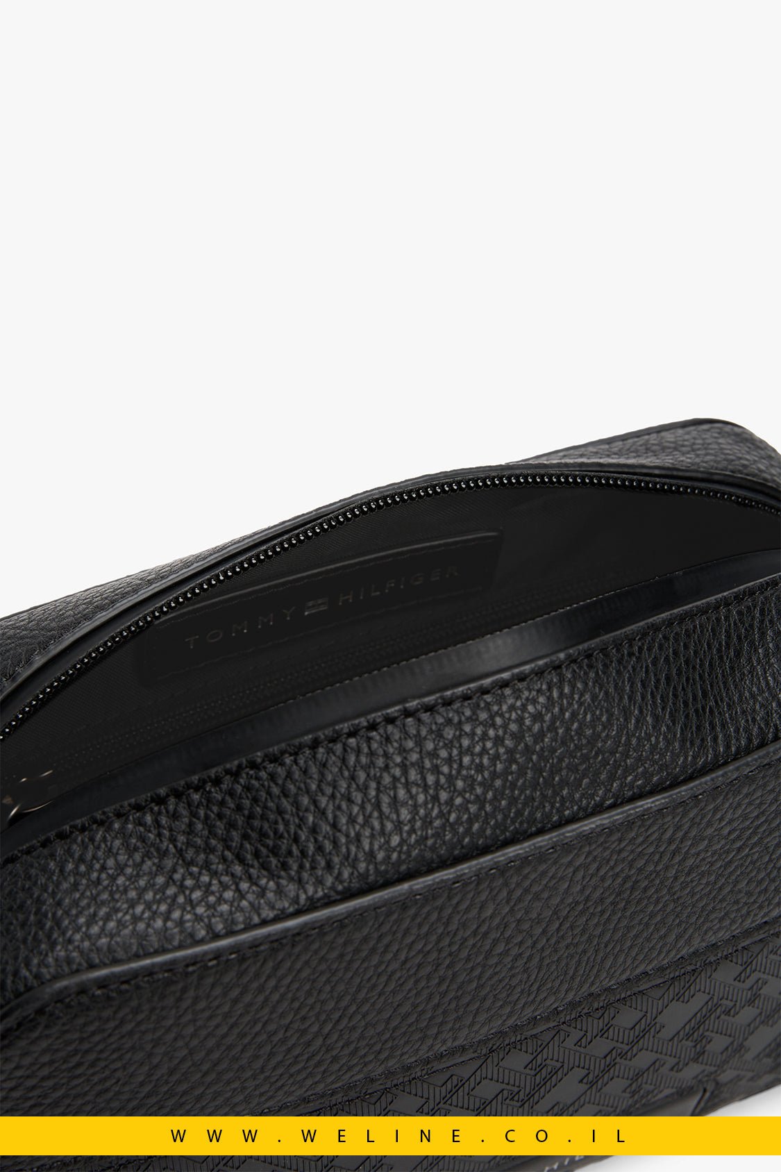 תיק רחצה Tommy Hilfiger TH Monogram Washbag - WELINE.CO.IL