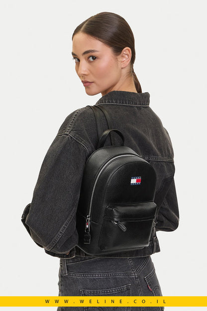 תיק גב Tommy Jeans עם לוגו מגומי וגימור גרגירי - WELINE.CO.IL