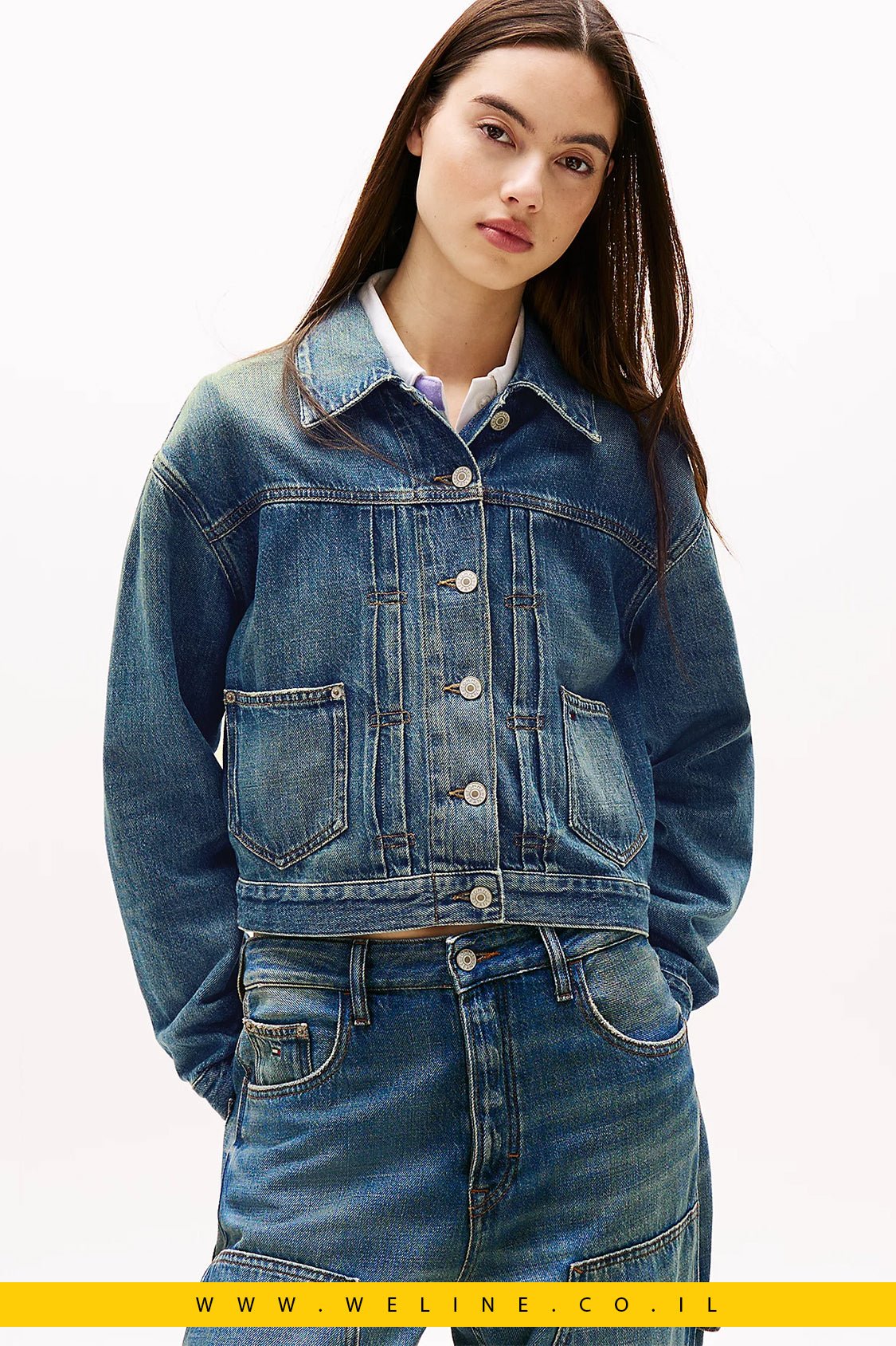 ג’קט ג’ינס קל עם לוגו בגב לנשים Tommy Jeans - WELINE.CO.IL