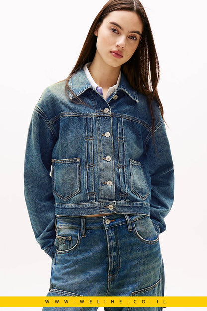 ג’קט ג’ינס קל עם לוגו בגב לנשים Tommy Jeans - WELINE.CO.IL