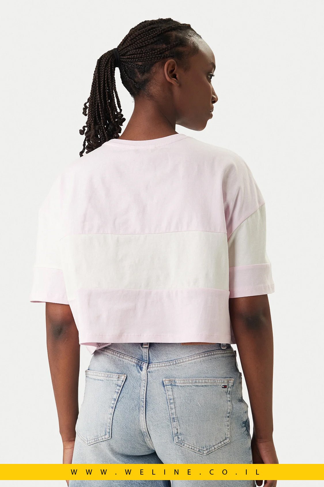 חולצת טי נשים Tommy Jeans Cropped Colour - Blocked Oversize – צבע ורוד Pearly Pink - WELINE.CO.IL