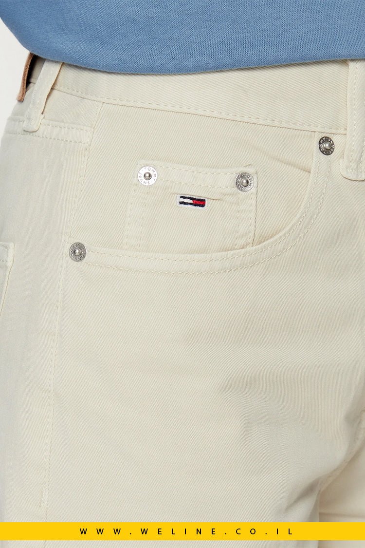 ג'ינס Tommy Jeans בצבע אקרו (Écru) בגזרת Straight Fit - WELINE.CO.IL