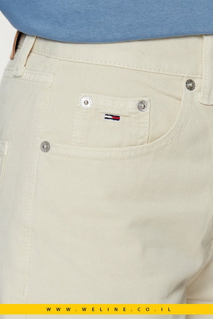 ג'ינס Tommy Jeans בצבע אקרו (Écru) בגזרת Straight Fit - WELINE.CO.IL