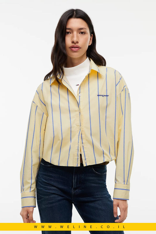 חולצה מכופתרת לנשים Tommy Jeans Oversized Cropped Gathered Poplin - WELINE.CO.IL
