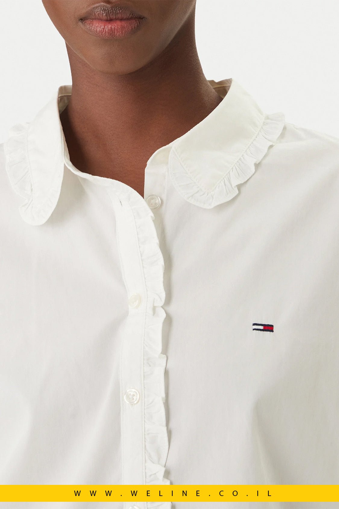 חולצה מכופתרת נשים Tommy Jeans Relaxed Fit – צבע לבן - WELINE.CO.IL