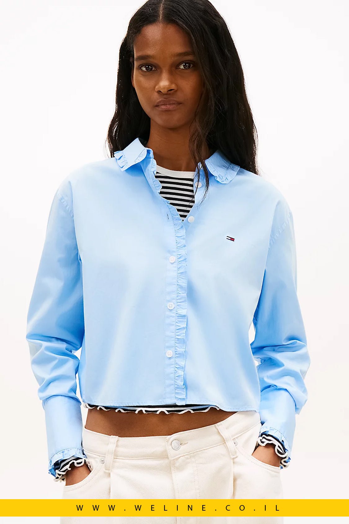 חולצת נשים Tommy Jeans Relaxed Fit Ruffle Poplin – צבע תכלת בהיר - WELINE.CO.IL