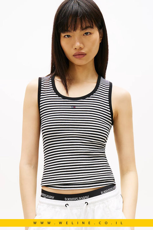 גופיית נשים Tommy Jeans Ribbed Scoop Neck Slim Tank Top – פסים שחור / אקרו | דגם - WELINE.CO.IL