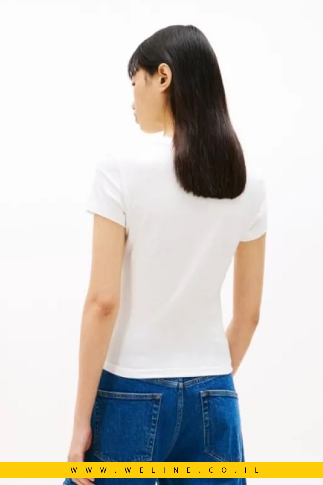 חולצת טי נשים Tommy Jeans Slim עם Wavy Flag – צבע לבן - WELINE.CO.IL