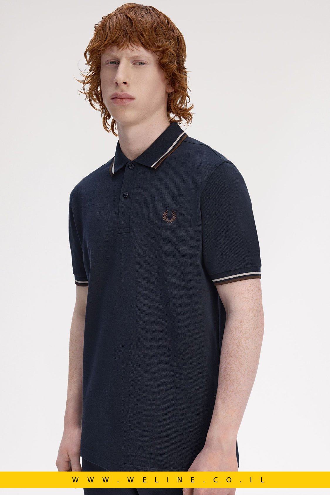 חולצת הפולו האייקונית דגם ה־Twin Tipped - The Fred Perry Shirt - WELINE.CO.IL