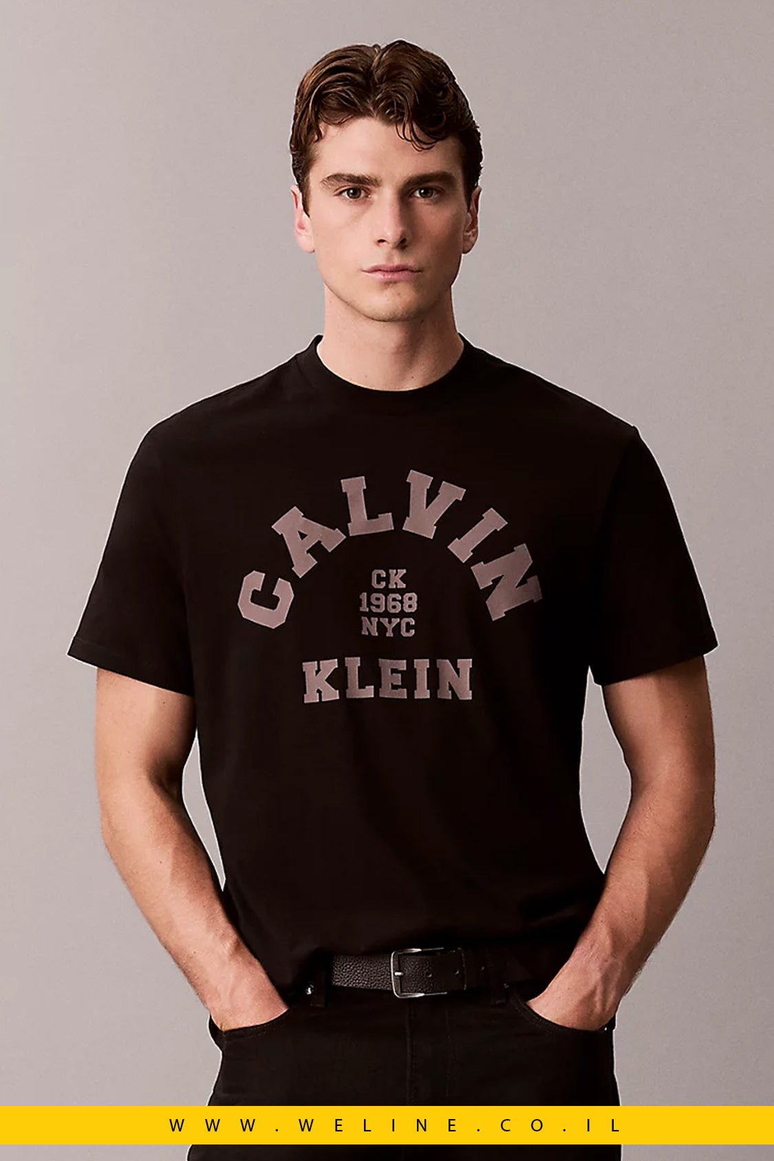 טי - שירט גברים Varsity Logo Graphic Relaxed – Calvin Klein - WELINE.CO.IL